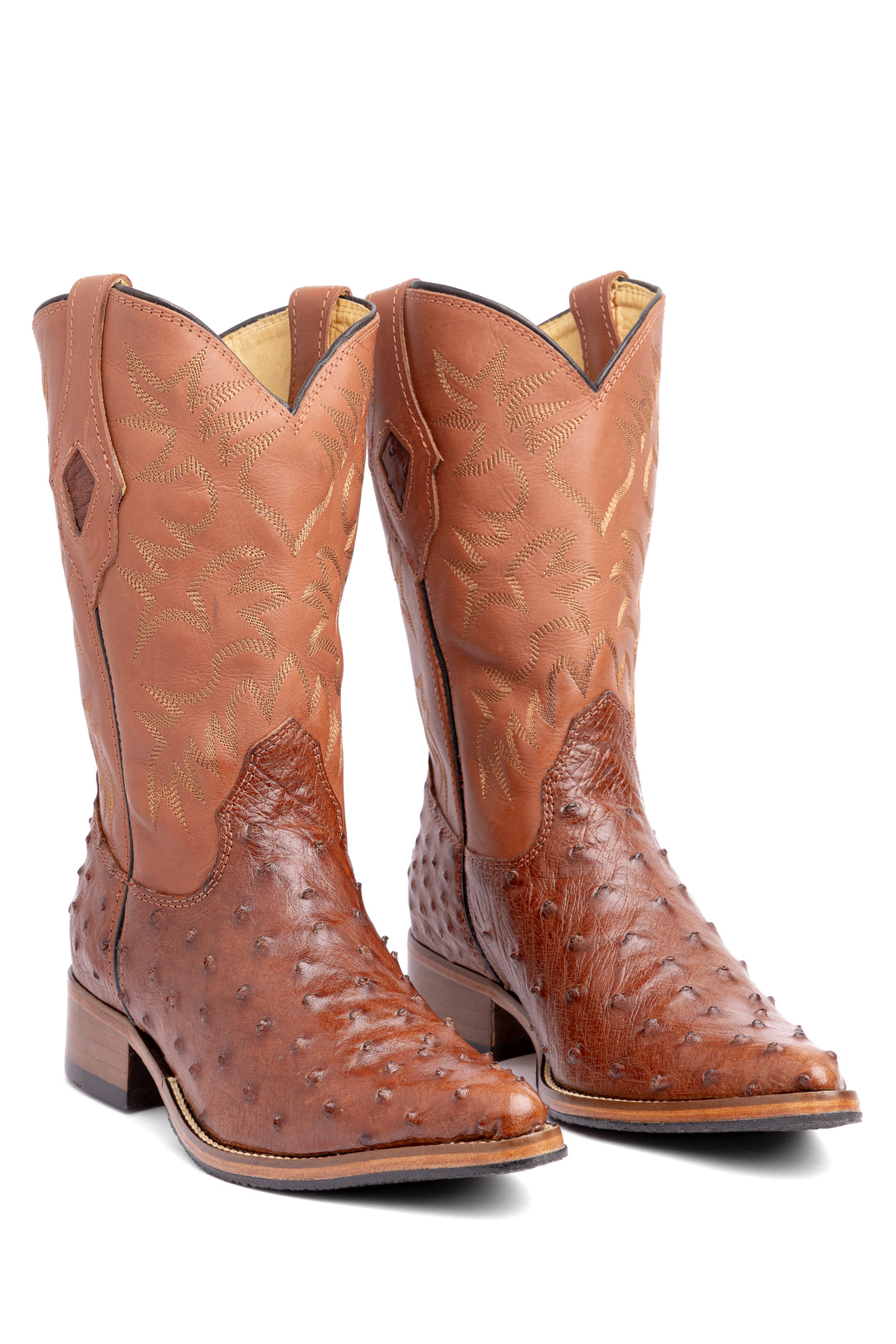 Bota Masculina Strut ST028 Bico Fino em Couro de Avestruz Cheio Caramelo