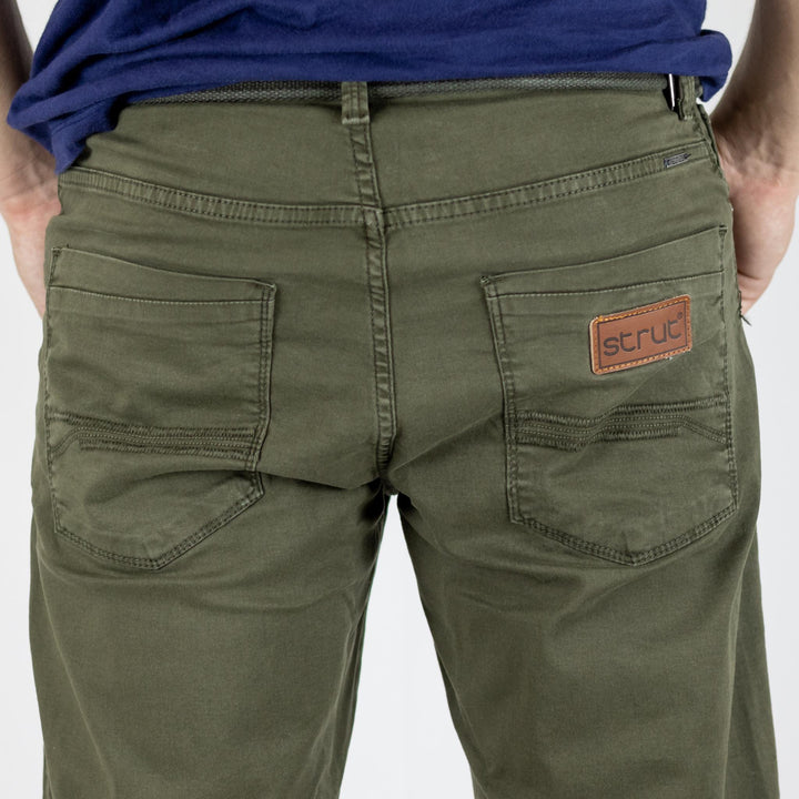 Men's Shorts in Twill Strut Regular Fit Green