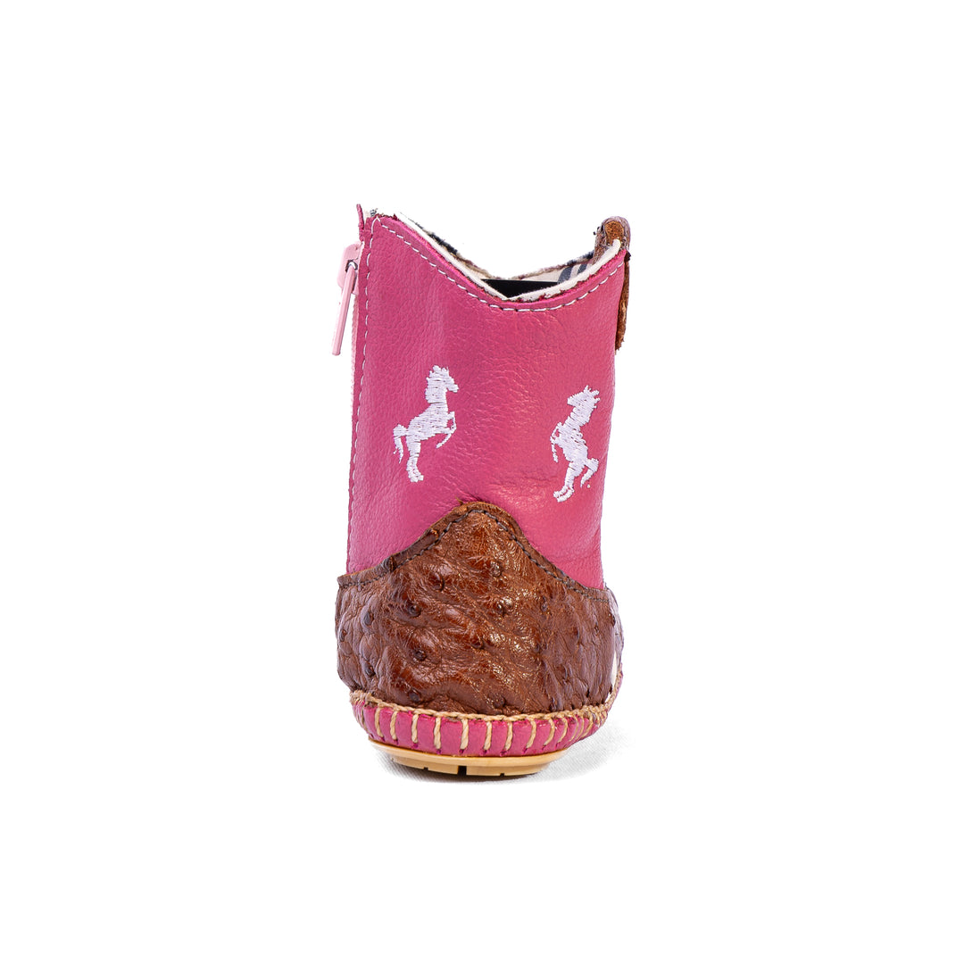 Bota Country Infantil em Couro de Avestruz Baby Rosa Caramelo