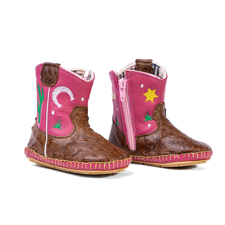 Bota Country Infantil em Couro de Avestruz Baby Rosa Pinhão