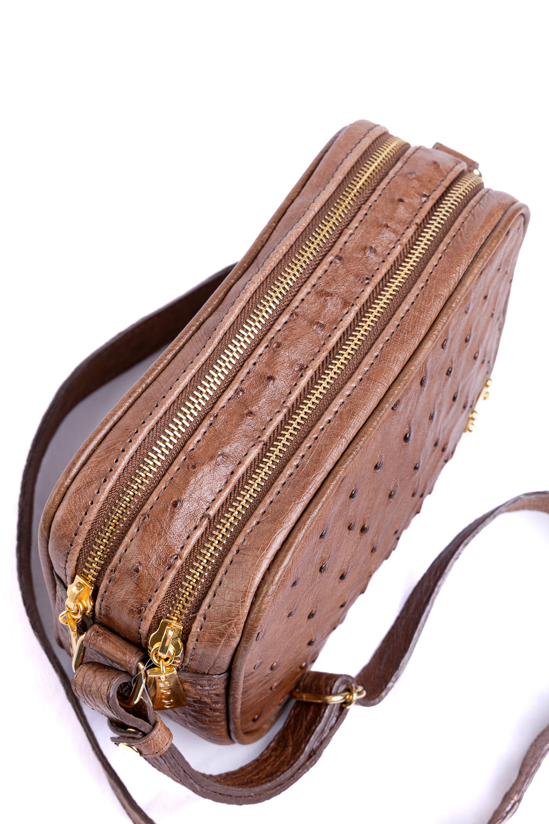 Bolsa Camera Bag Strut em Couro de Avestruz Cheio Tabaco DORO-003