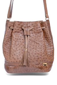 Bolsa feminina DORO014 em couro de avestruz cheio tabaco - vista frontal