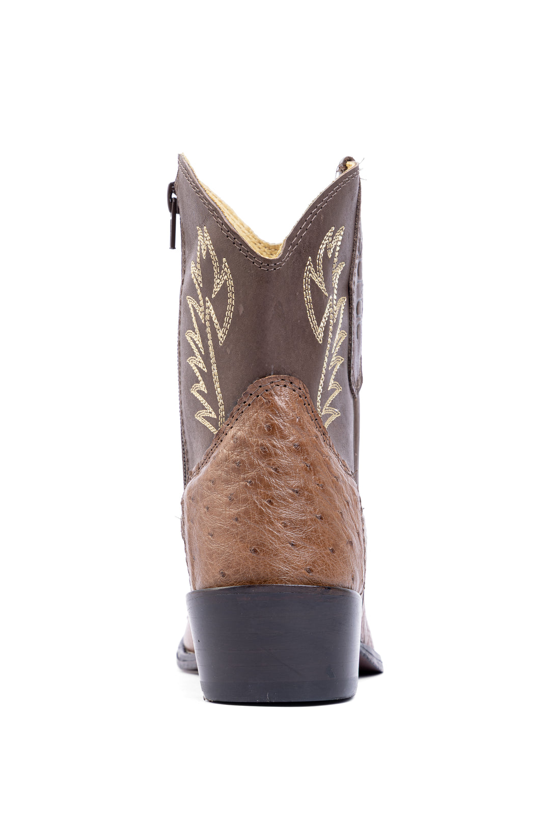Vista traseira da bota feminina Strut cano baixo com bordado western e salto cubano