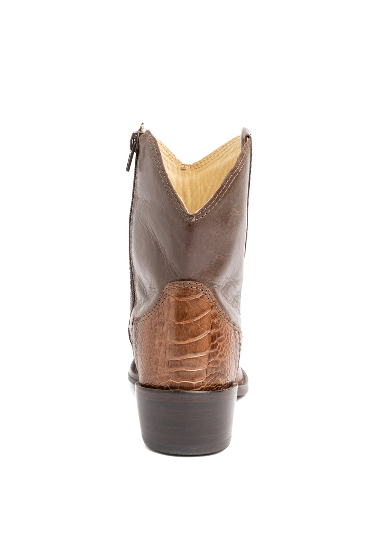 Bota feminina Strut cano baixo canela de avestruz tabaco vista traseira