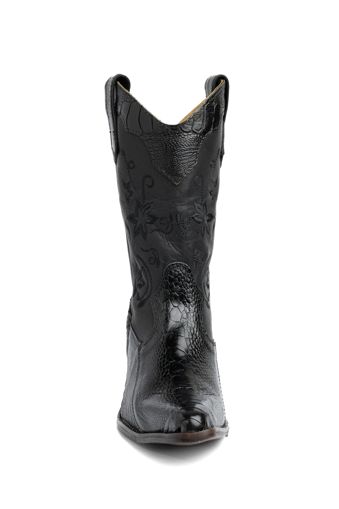 Bota feminina Strut canela de avestruz preta bico fino vista frontal