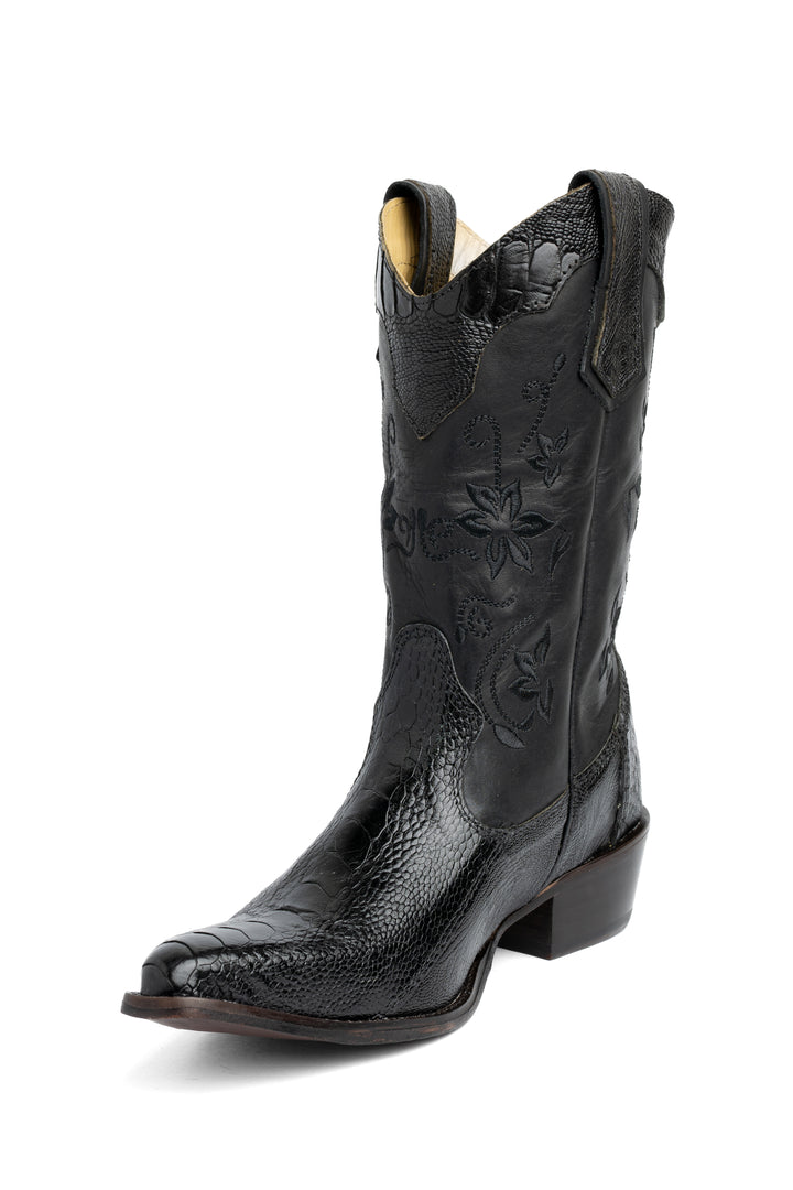Bota feminina Strut em couro de canela de avestruz preta com bico fino