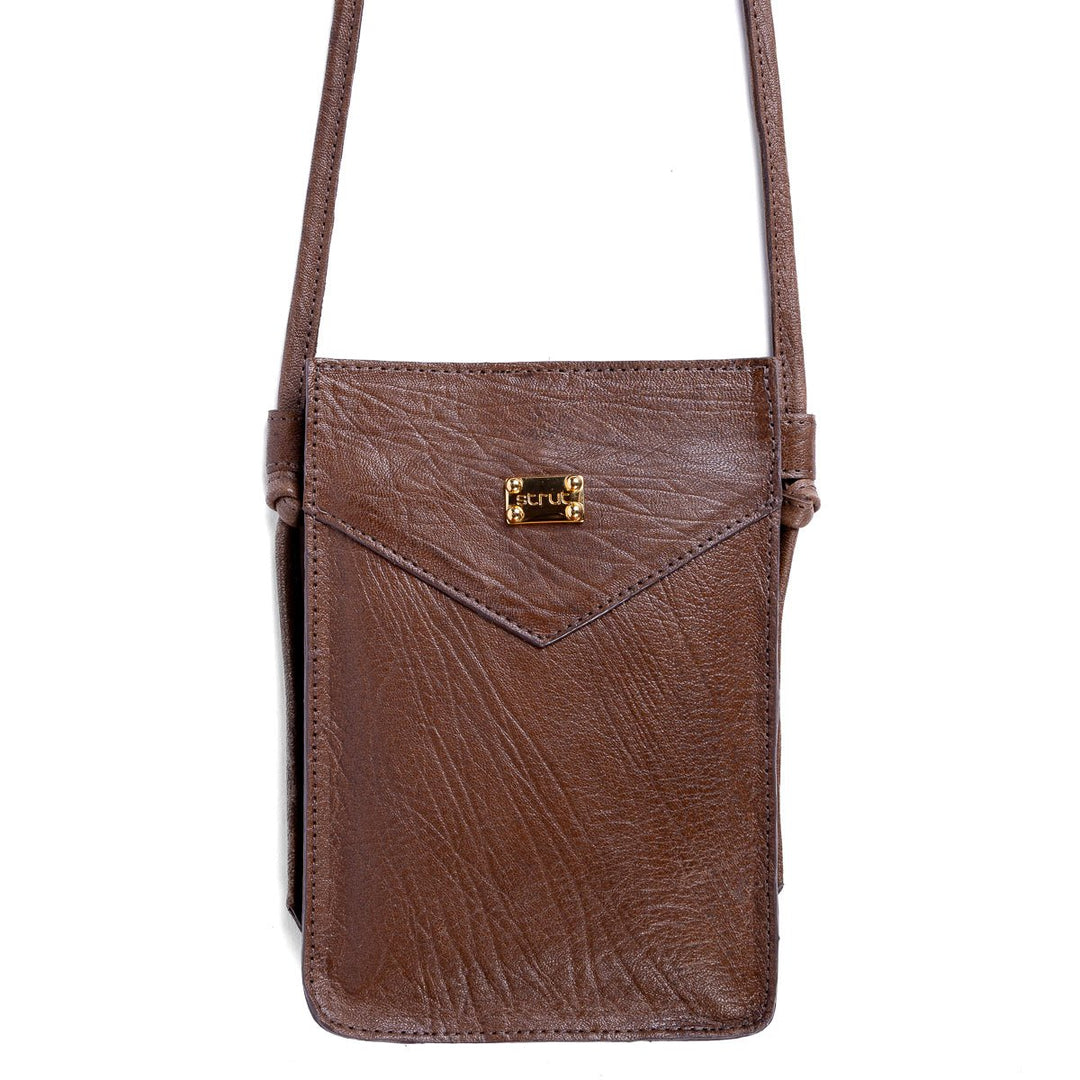 Bolsa Porta Celular Strut em Couro de Carneiro - Tabaco - Strut