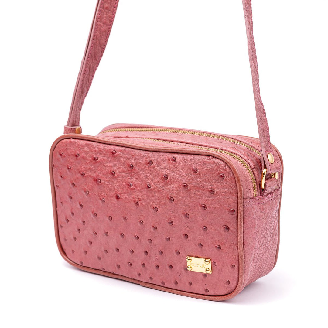 Bolsa Transversal em Couro de Avestruz Feminina 2 Zíperes Carmin - Strut