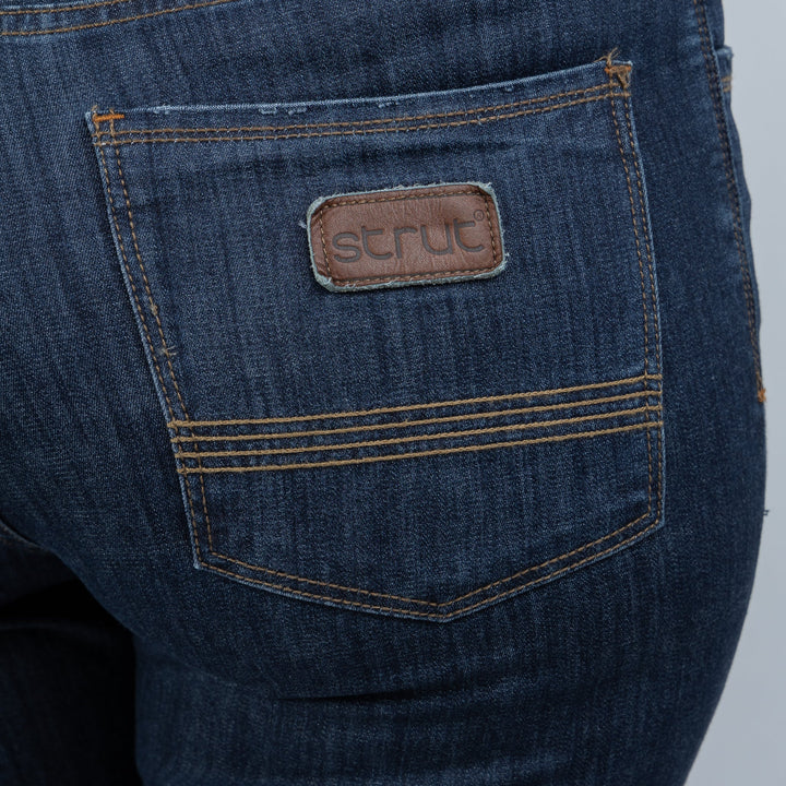 Caça Jeans Flare Feminina Amaciado Strut - Strut