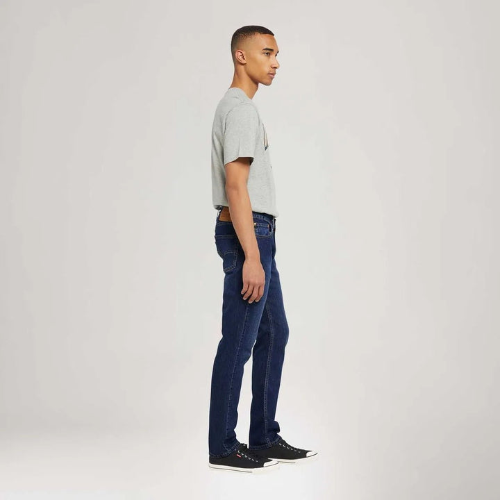 Calça Jeans Levi's® 511® Slim Lavagem Escura - Strut