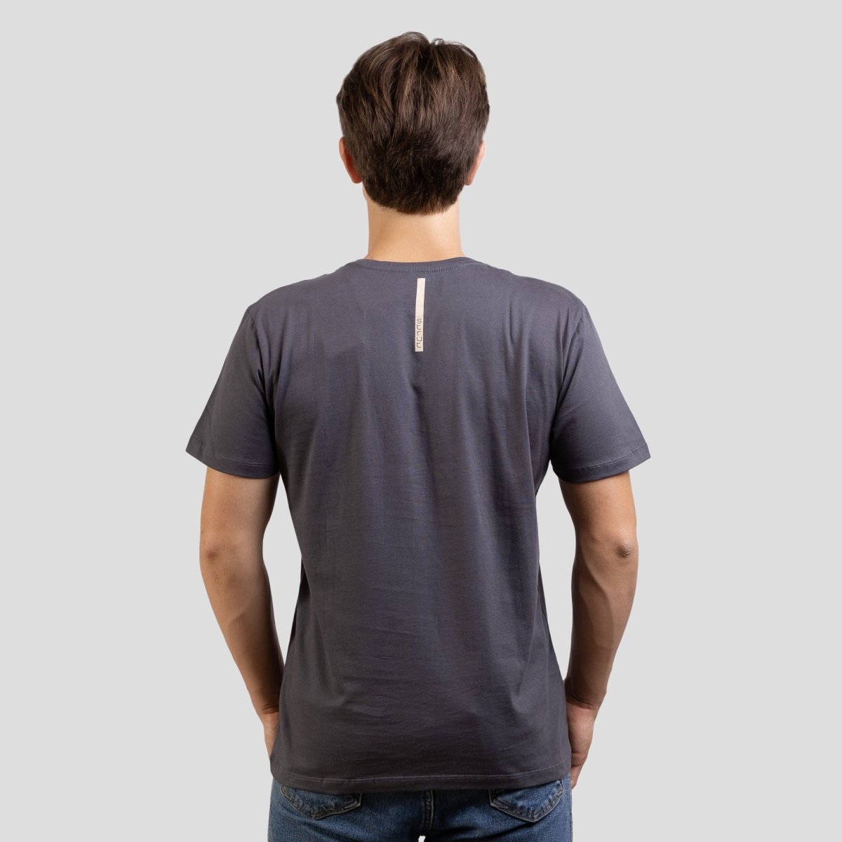 Camiseta Básica Strut Tractor Cinza - Strut