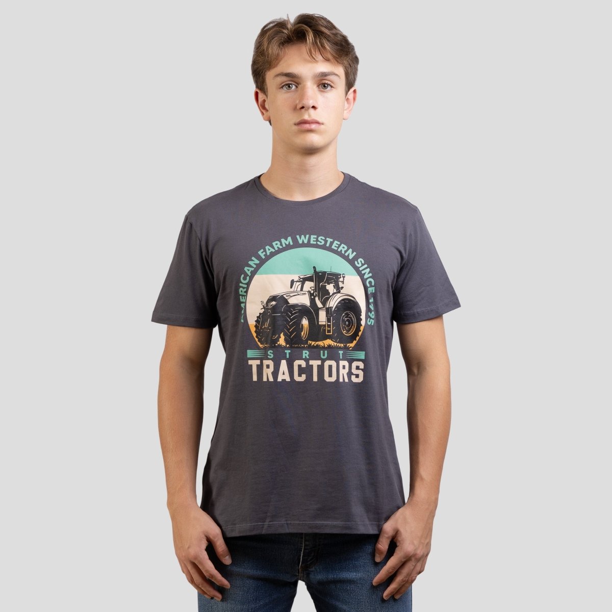 Camiseta Básica Strut Tractor Cinza - Strut