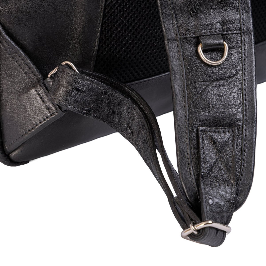 Mochila Masculina em Couro de Avestruz Legítimo Preto - Strut
