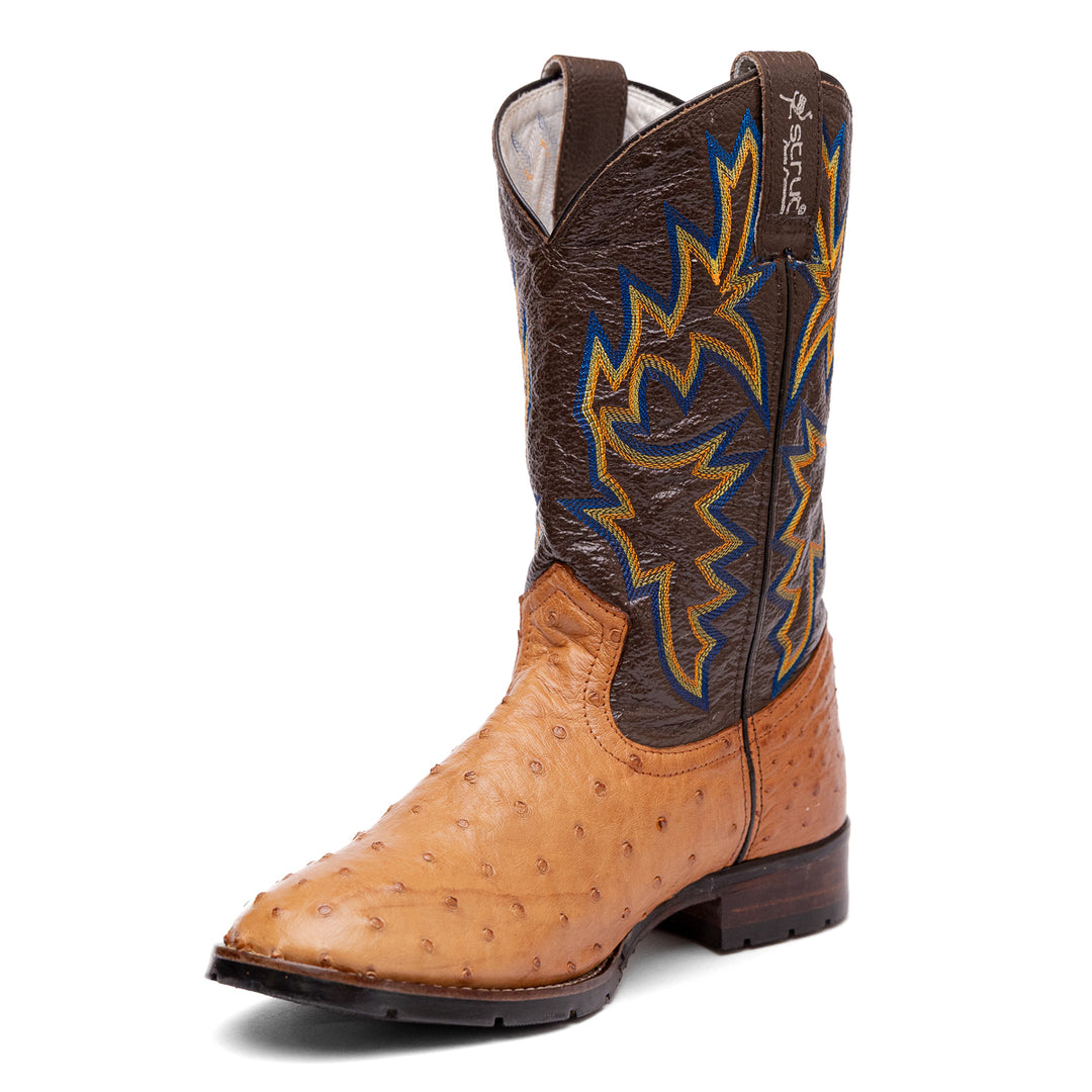 Bota Masculina Strut em Couro de Avestruz Cheio Chestnut com Cano Marrom-escuro Bordado Azul, Amarelo e Vermelho vista em três quartos