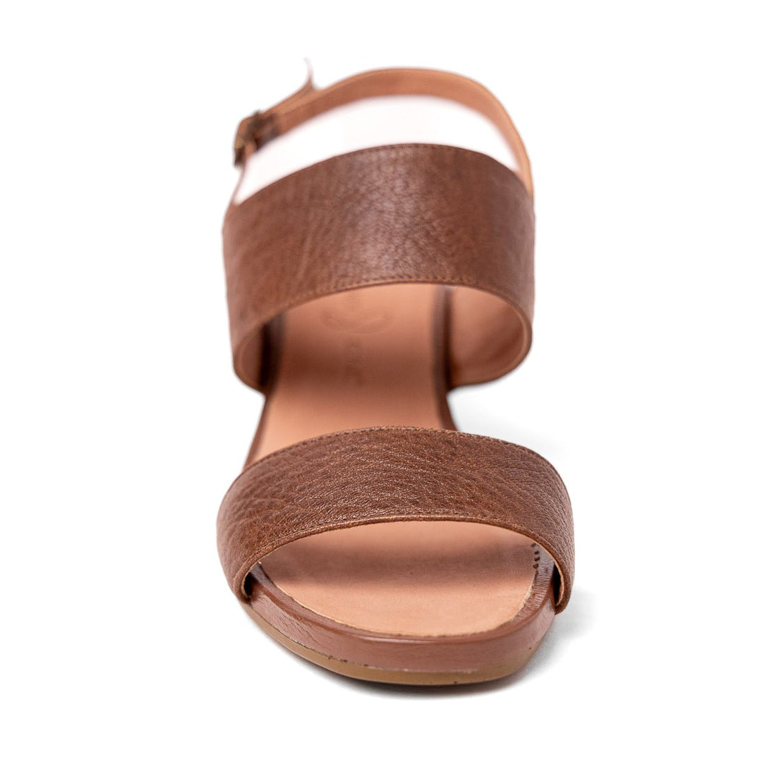 Sandália Opananken em Couro de Carneiro texturizado - Tabaco - Strut